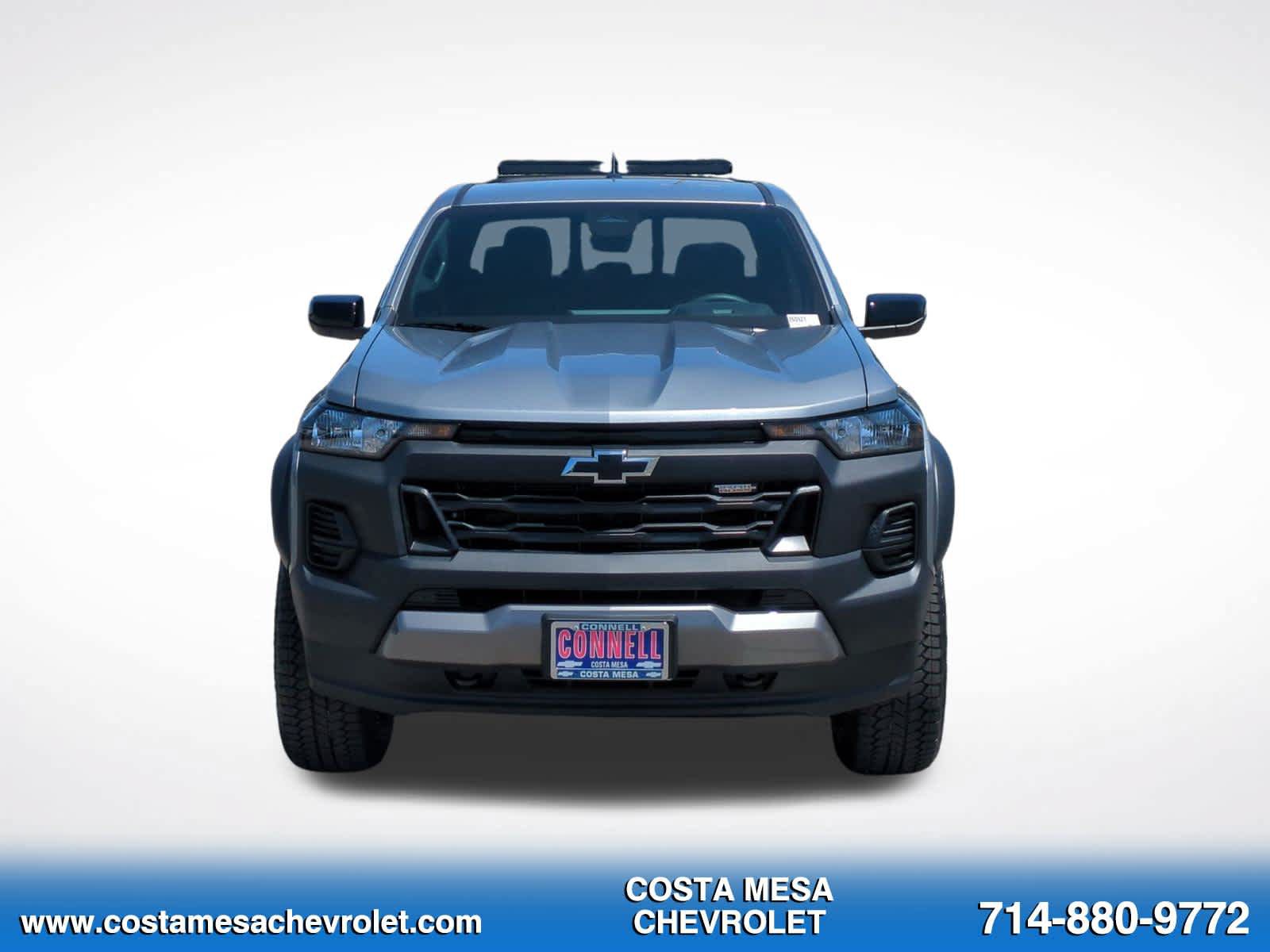 New 2026 Chevrolet Colorado Trail Boss w/ Midnight Edition AWD/4WD image 2
