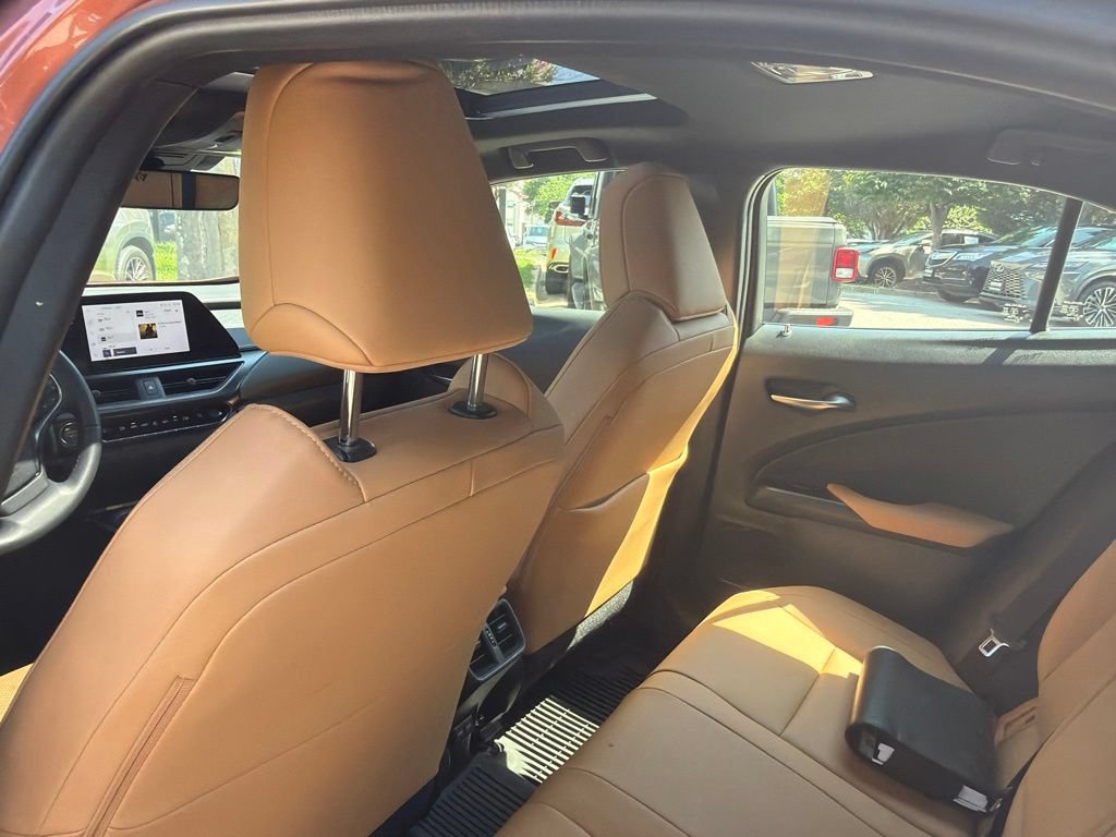 Certified 2025 Lexus UX 300h AWD w/ Accessory Package (Z1) image 28