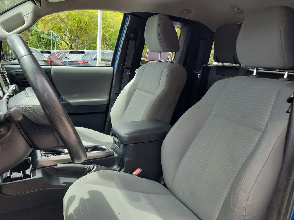 Used 2017 Toyota Tacoma SR5 image 13