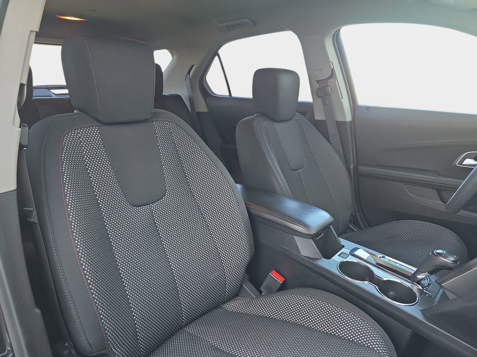 Used 2016 Chevrolet Equinox LT image 12