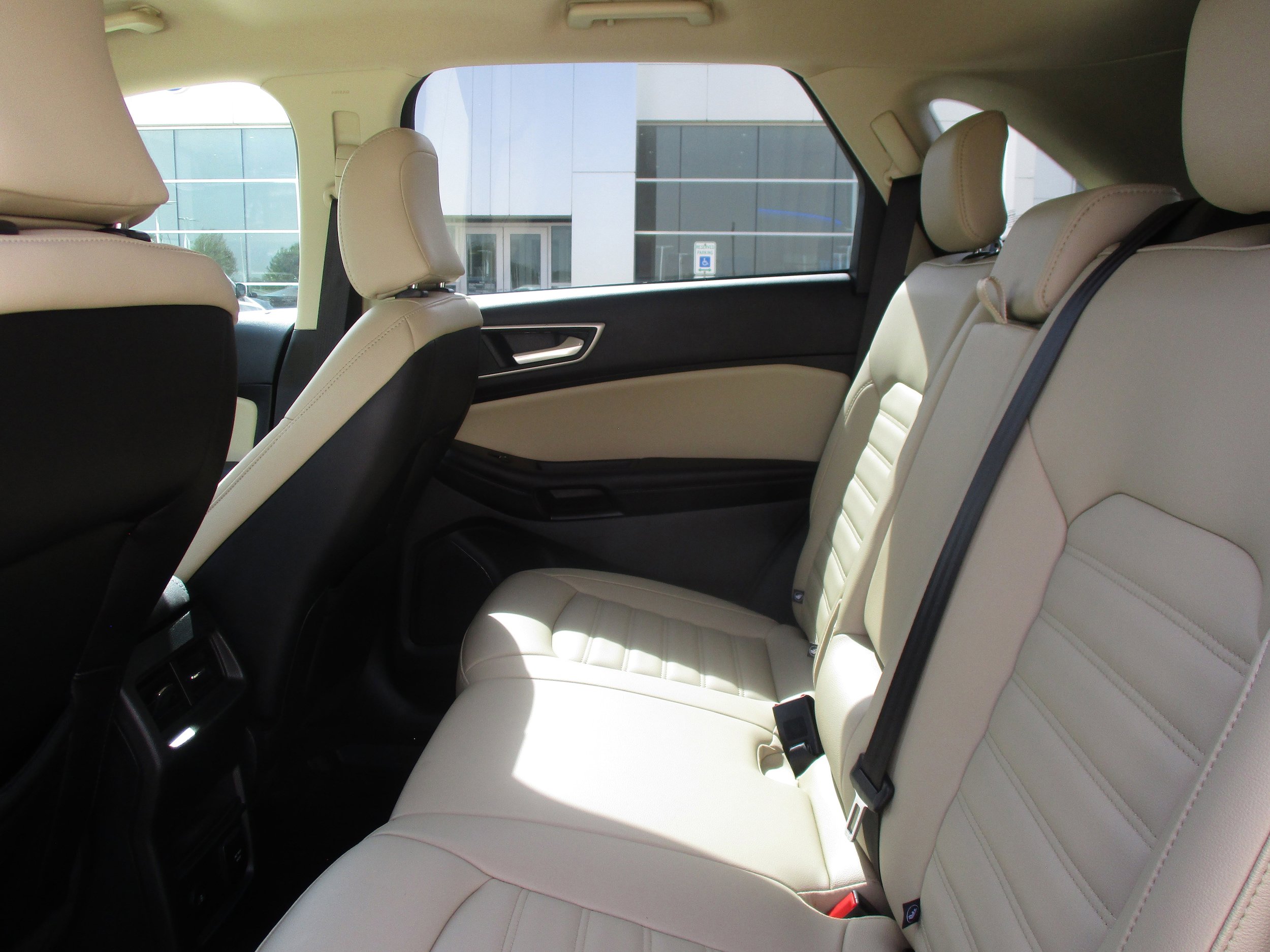 Used 2024 Ford Edge SEL w/ Convenience Package AWD/4WD image 37