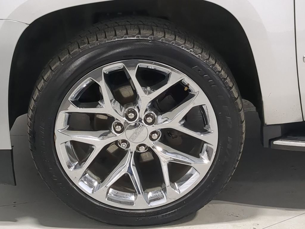Used 2020 GMC Yukon Denali AWD/4WD image 17