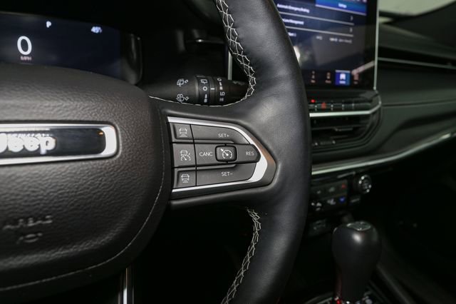 Used 2022 Jeep Compass High Altitude image 32