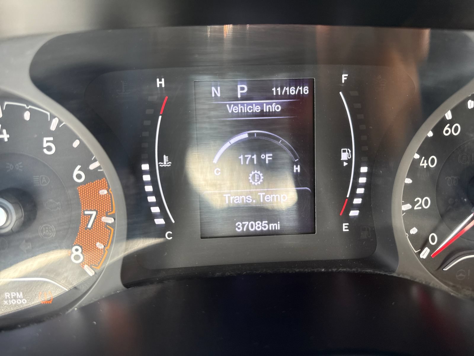 Used 2022 Jeep Compass Latitude FWD image 16