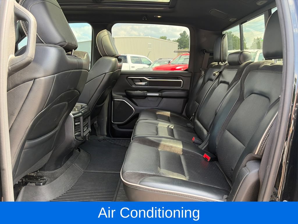 Used 2019 RAM 1500 Laramie AWD/4WD image 23