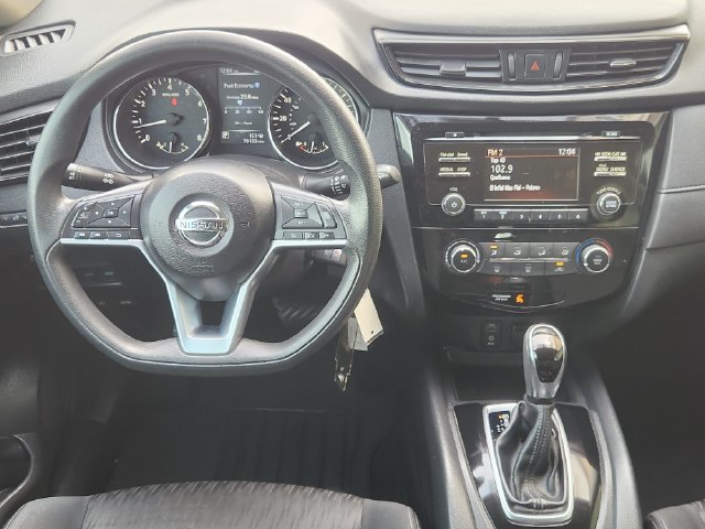 Used 2017 Nissan Rogue S FWD image 26