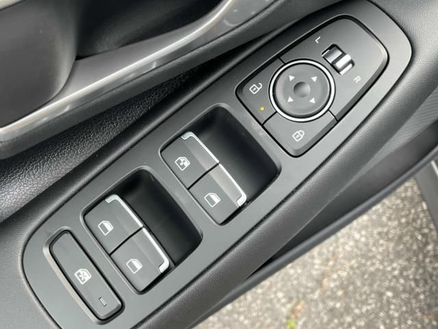 New 2025 Hyundai Sonata SE FWD image 16