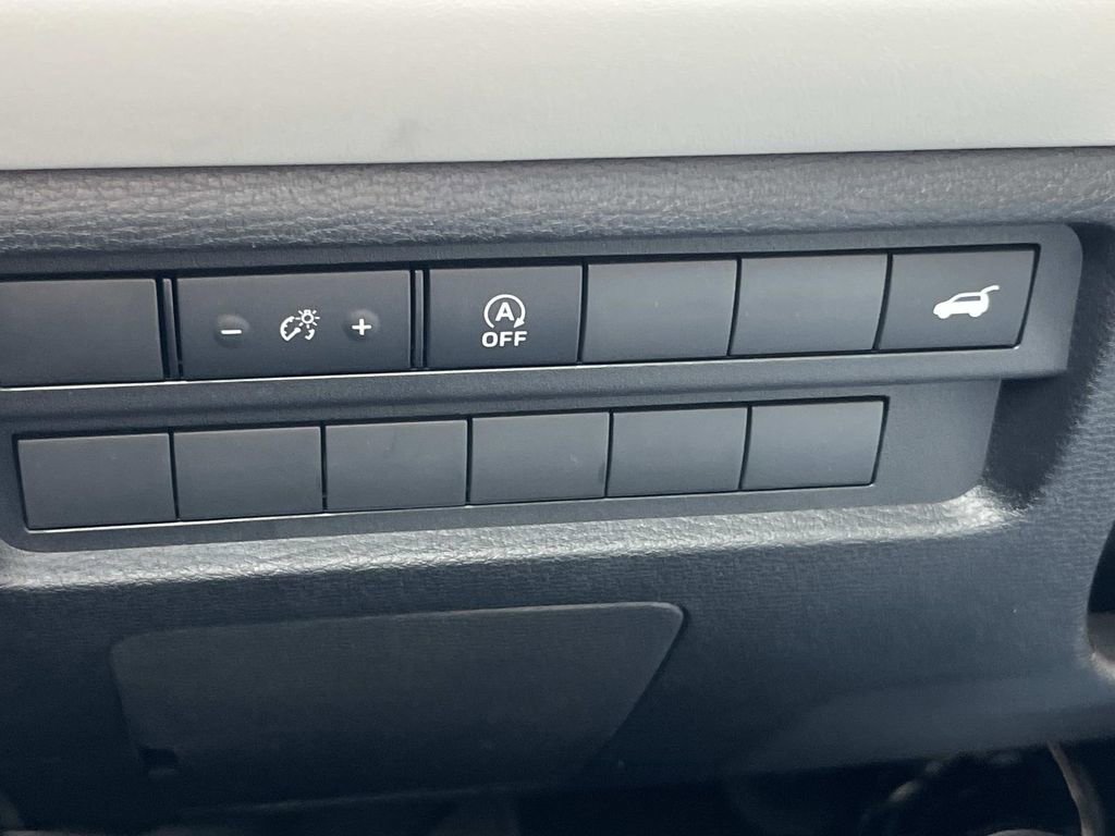 New 2026 Mitsubishi Outlander SE FWD image 28