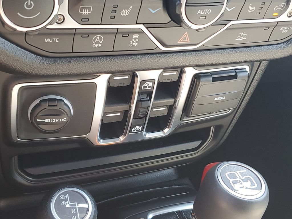 Used 2026 Jeep Wrangler Unlimited Sport AWD/4WD image 27