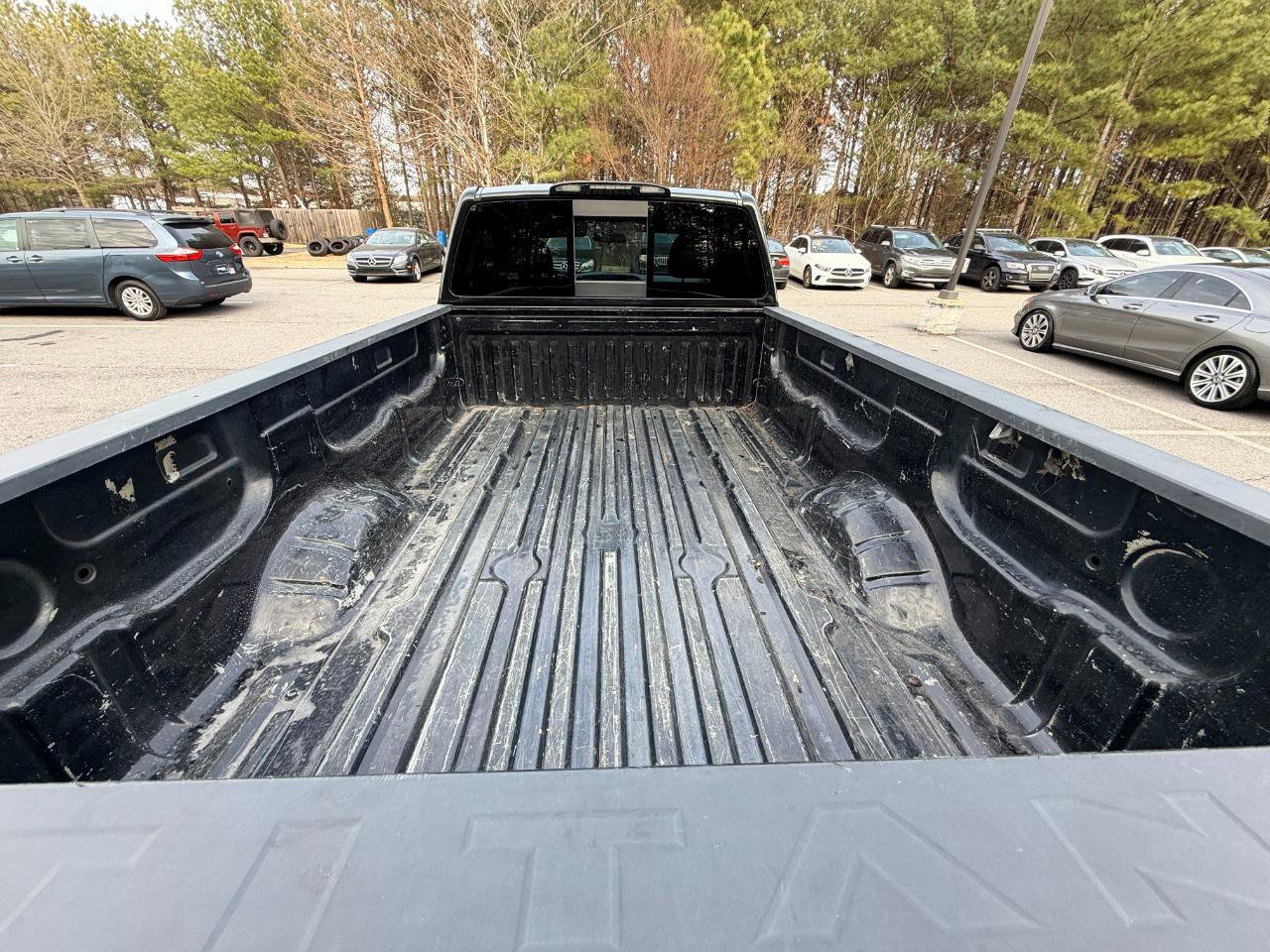 Used 2017 Nissan Titan S RWD image 18
