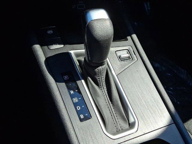 Certified 2025 Nissan Kicks S AWD/4WD image 16