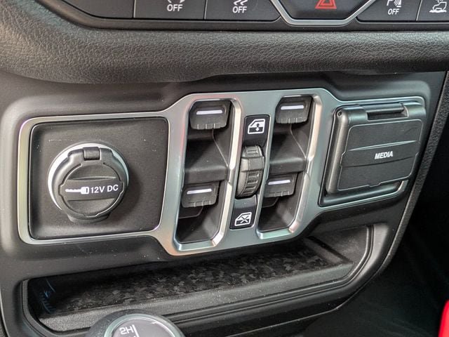 New 2026 Jeep Gladiator Sport AWD/4WD image 26