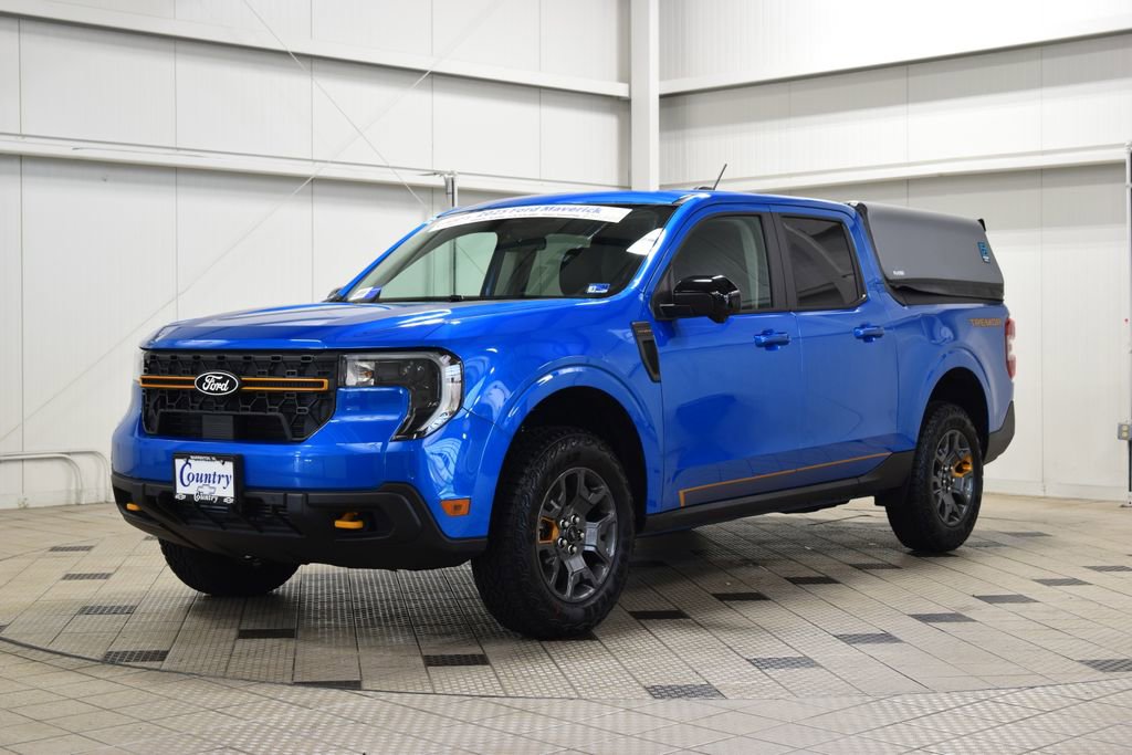 Used 2025 Ford Maverick Tremor image 3