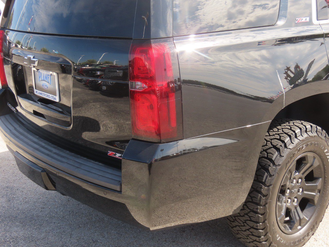 Used 2018 Chevrolet Tahoe LT w/ Z71 Midnight Edition AWD/4WD image 12