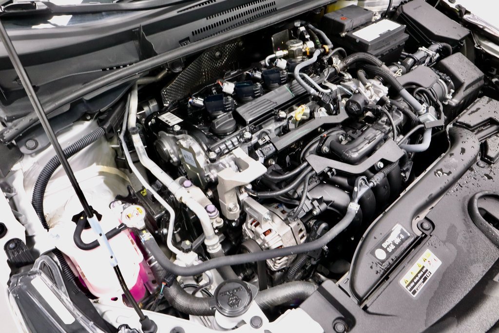 Used 2025 Toyota Corolla LE image 18