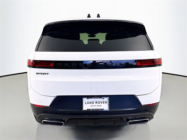New 2025 Land Rover Range Rover Sport image 6