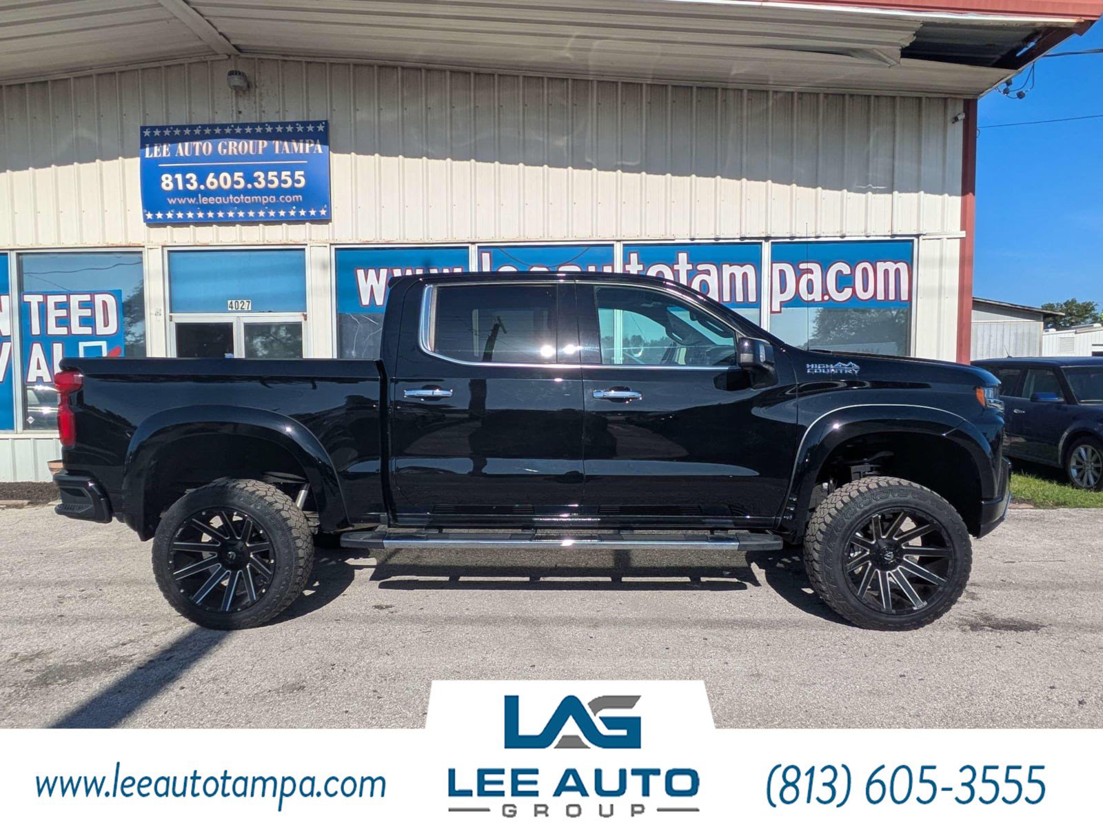 Used 2020 Chevrolet Silverado 1500 High Country w/ Technology Package AWD/4WD image 2