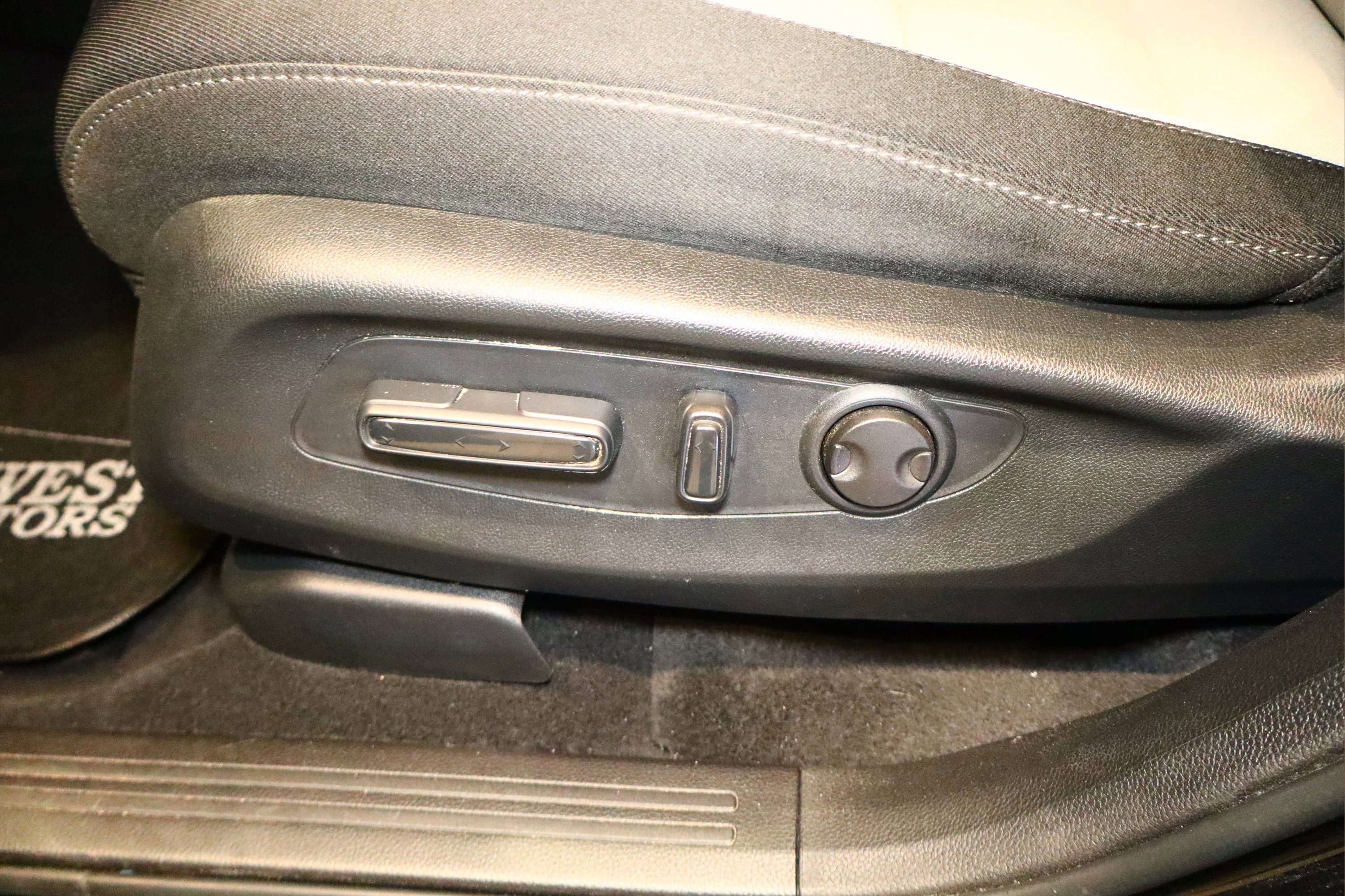 Used 2023 Honda CR-V EX image 20