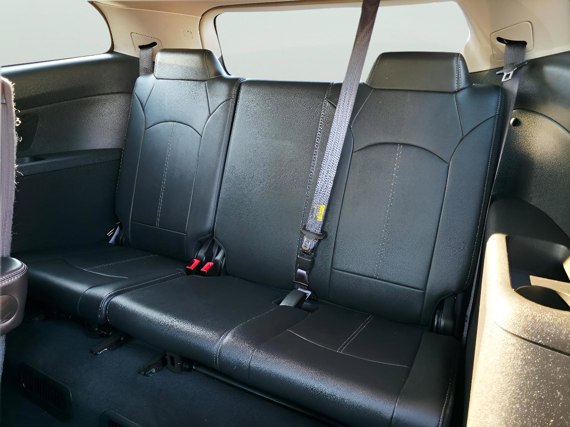 Used 2015 Chevrolet Traverse LT image 10