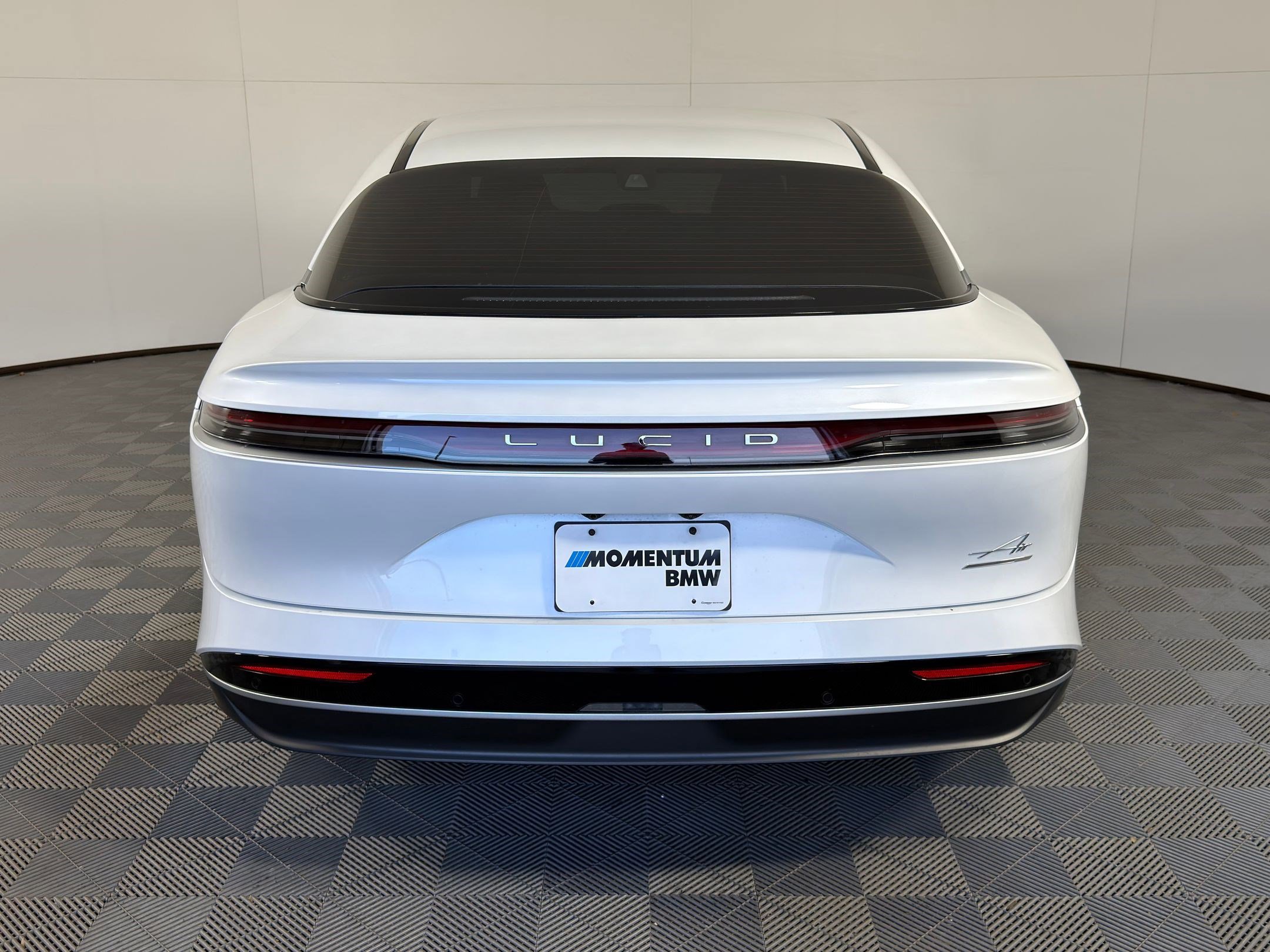 Used 2023 Lucid Air Touring image 8