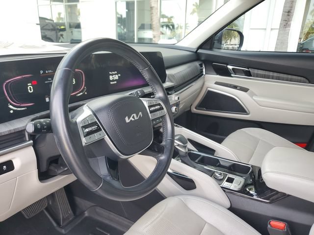Certified 2023 Kia Telluride EX w/ EX Captain's Chair Package FWD image 20