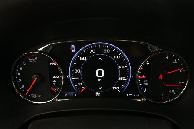 Used 2024 GMC Terrain Denali w/ Denali Premium Package AWD/4WD image 13