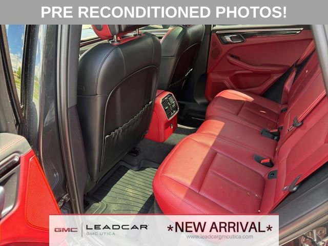 Used 2023 Porsche Macan Turbo AWD/4WD image 22
