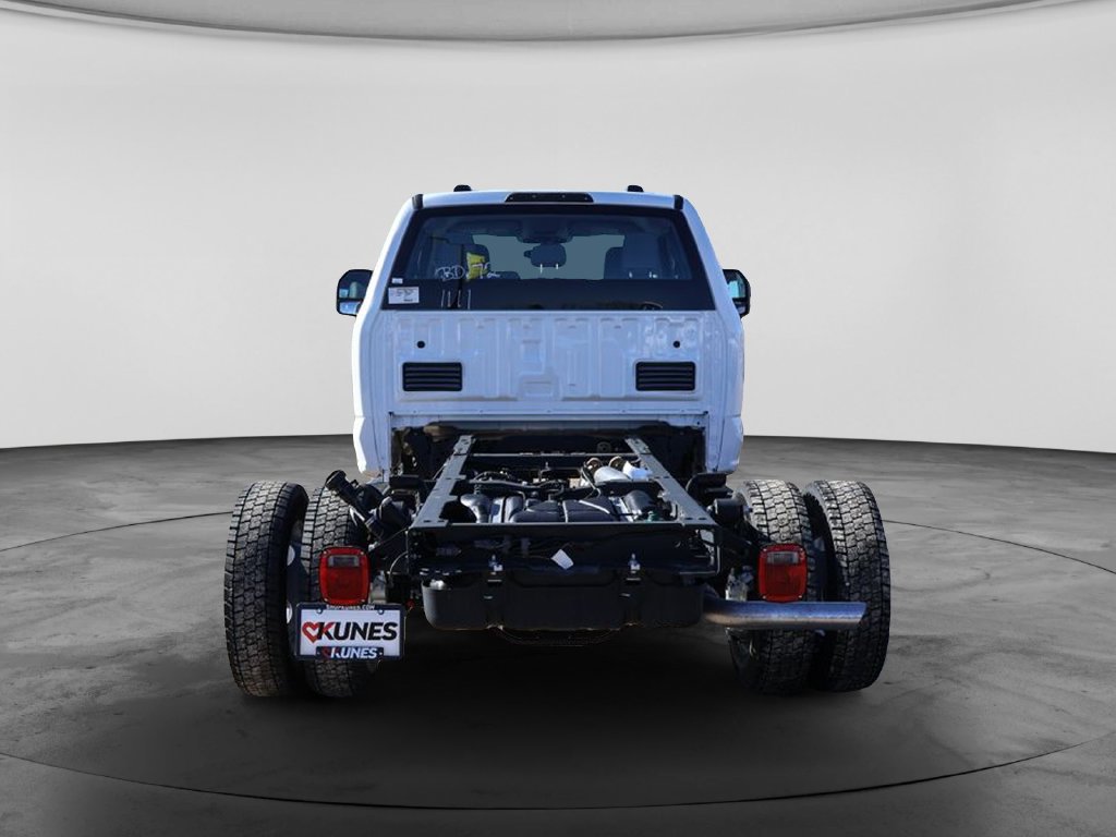 New 2024 Ford F550 4x4 SuperCab Super Duty image 8