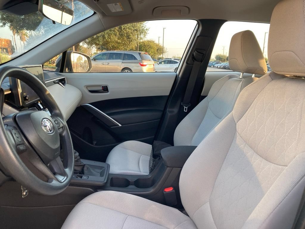 Certified 2026 Toyota Corolla Cross L FWD image 9