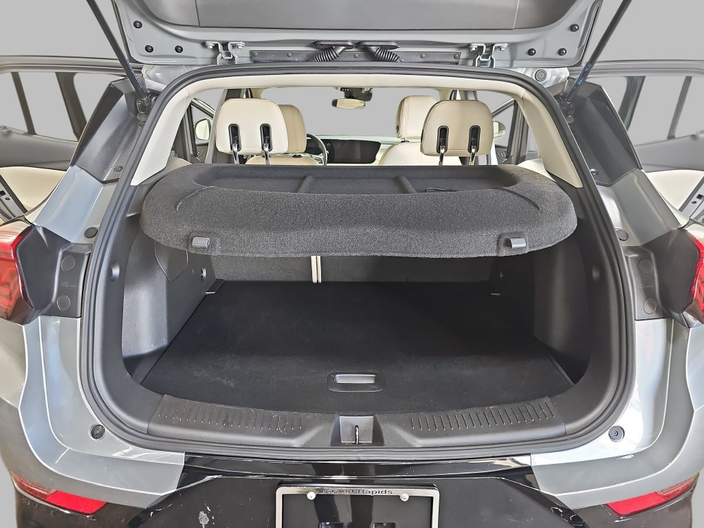 Certified 2024 Buick Encore GX Sport Touring w/ Advanced Technology Package AWD/4WD image 15