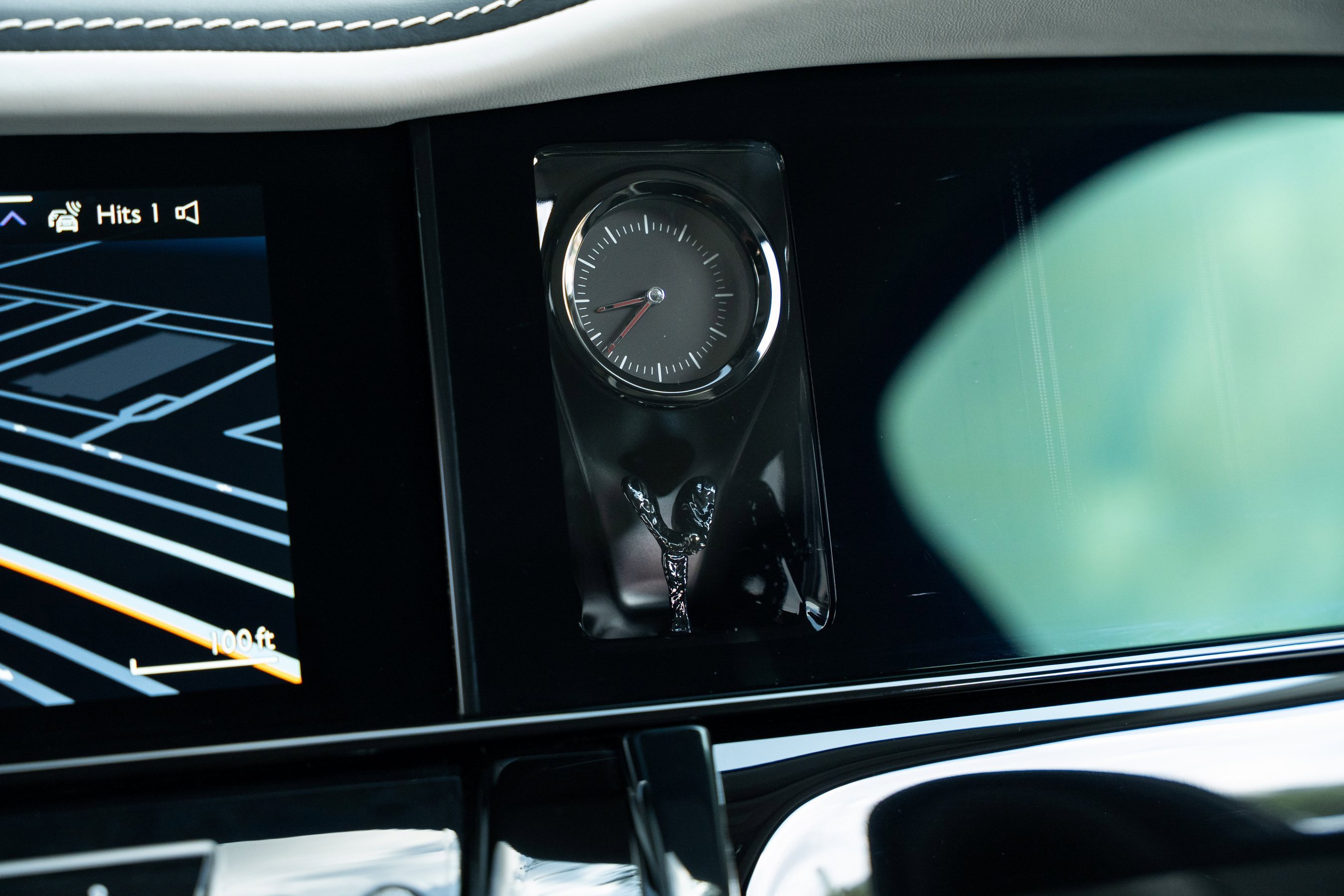 Used 2025 Rolls-Royce Cullinan Black Badge image 34