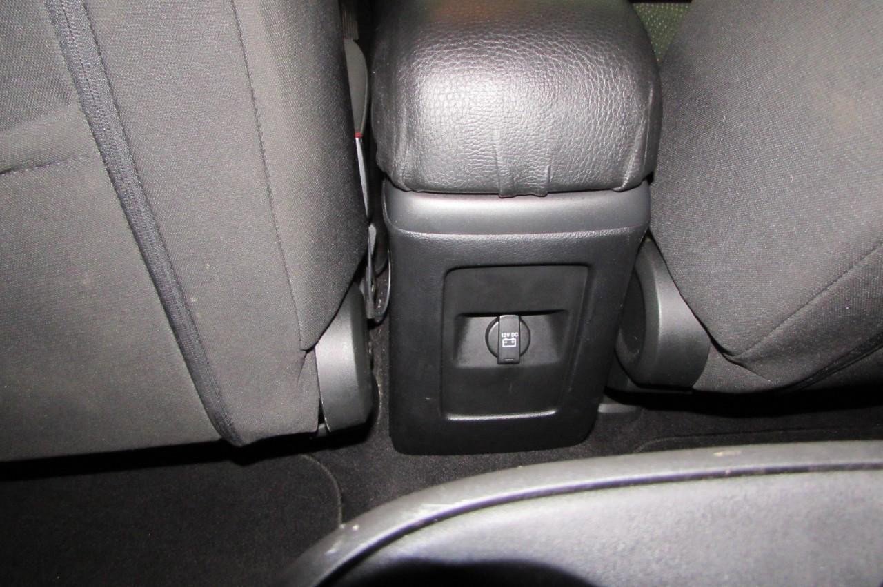 Used 2017 Dodge Journey SE w/ Flexible Seating Group image 26