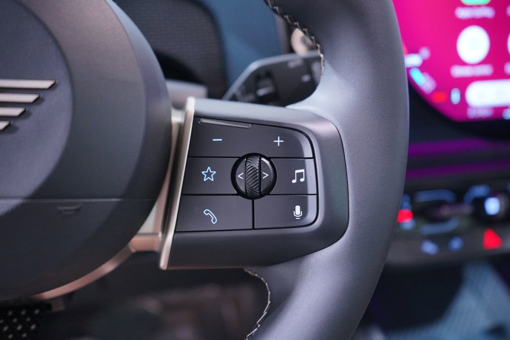 Used 2025 MINI Cooper Countryman SE w/ Comfort Package Max image 20