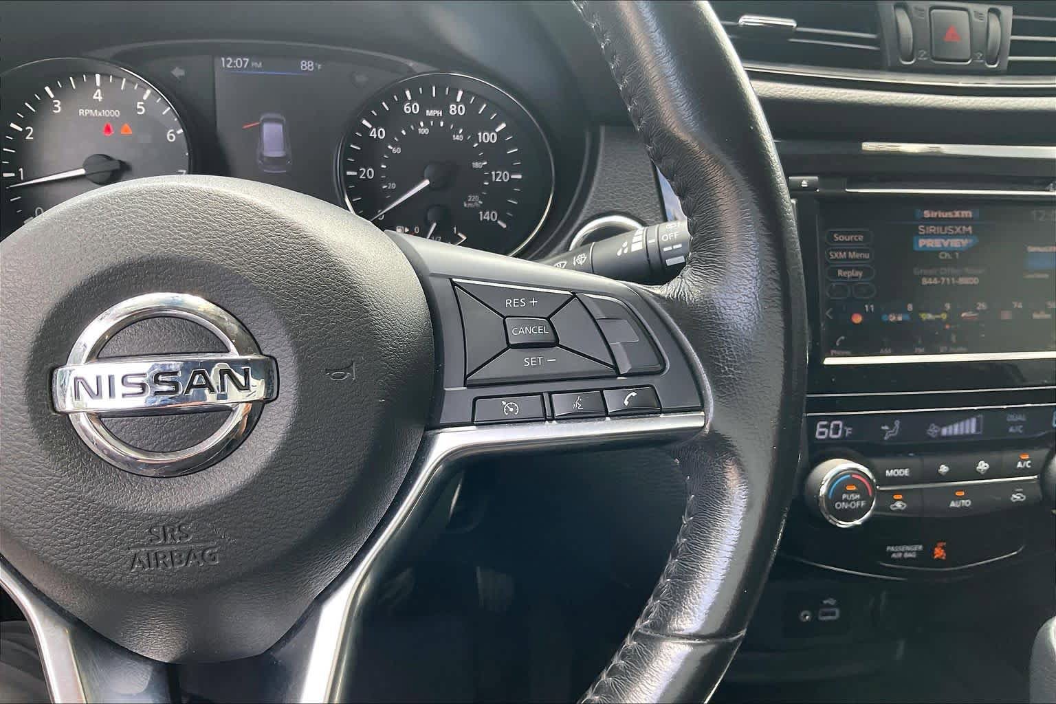 Used 2019 Nissan Rogue SV FWD image 24