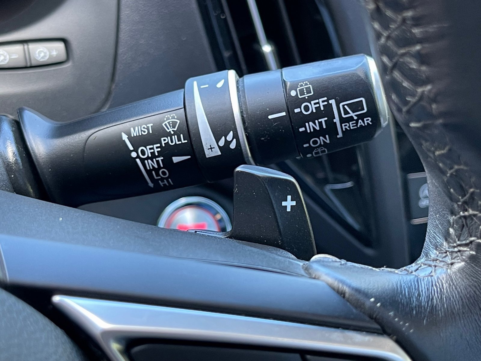 Used 2020 Acura RDX w/ Technology Package image 39