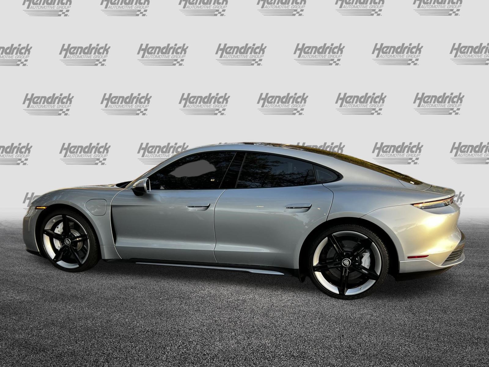 Used 2022 Porsche Taycan 4S image 6