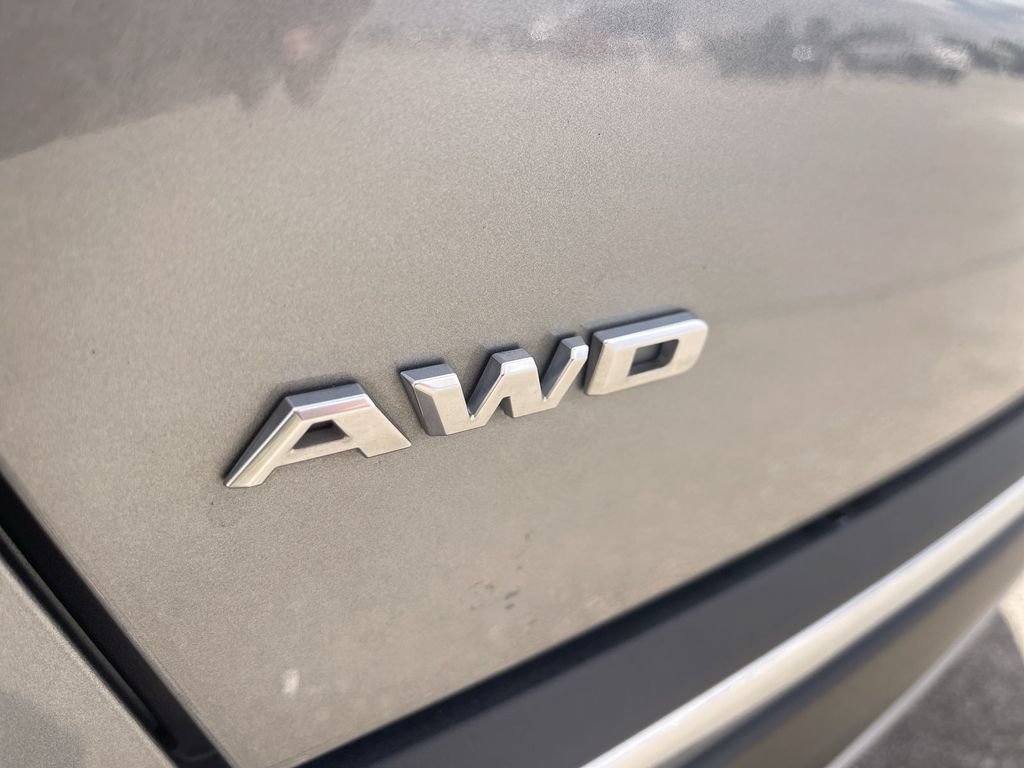 Used 2024 Cadillac XT5 Premium Luxury AWD/4WD image 13