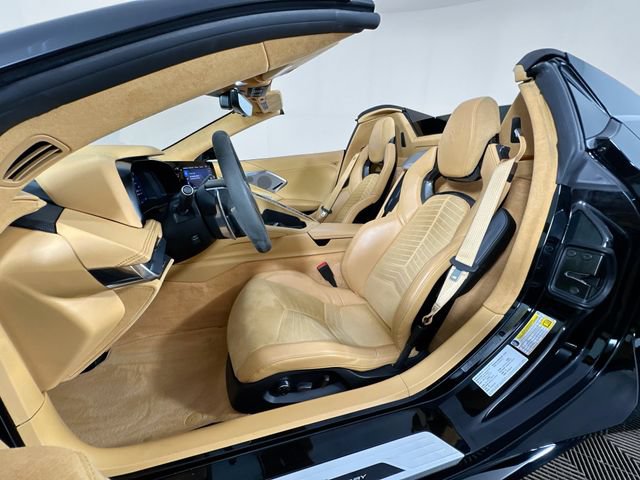 Used 2023 Chevrolet Corvette Stingray Premium Conv w/ Z51 Performance Package RWD image 15