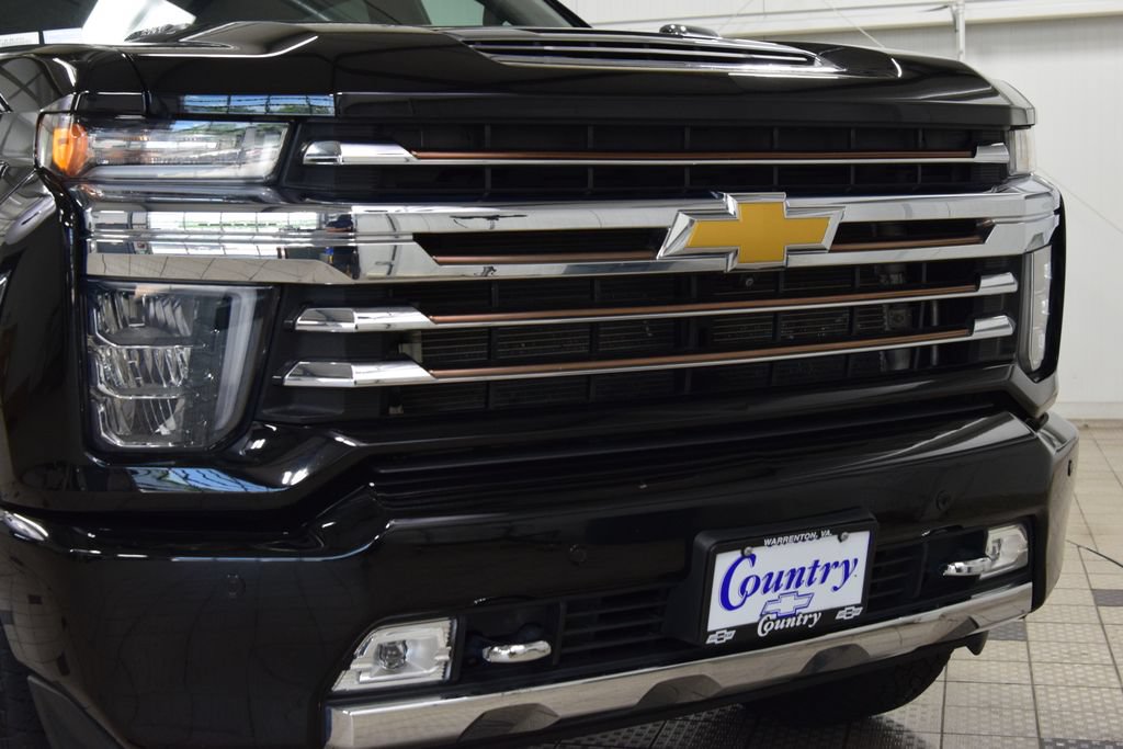 Used 2022 Chevrolet Silverado 2500 High Country w/ Z71 Off-Road Package AWD/4WD image 13