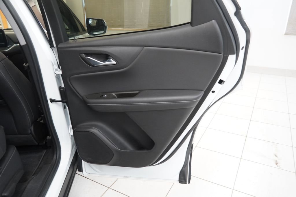 Used 2023 Chevrolet Blazer LT image 25