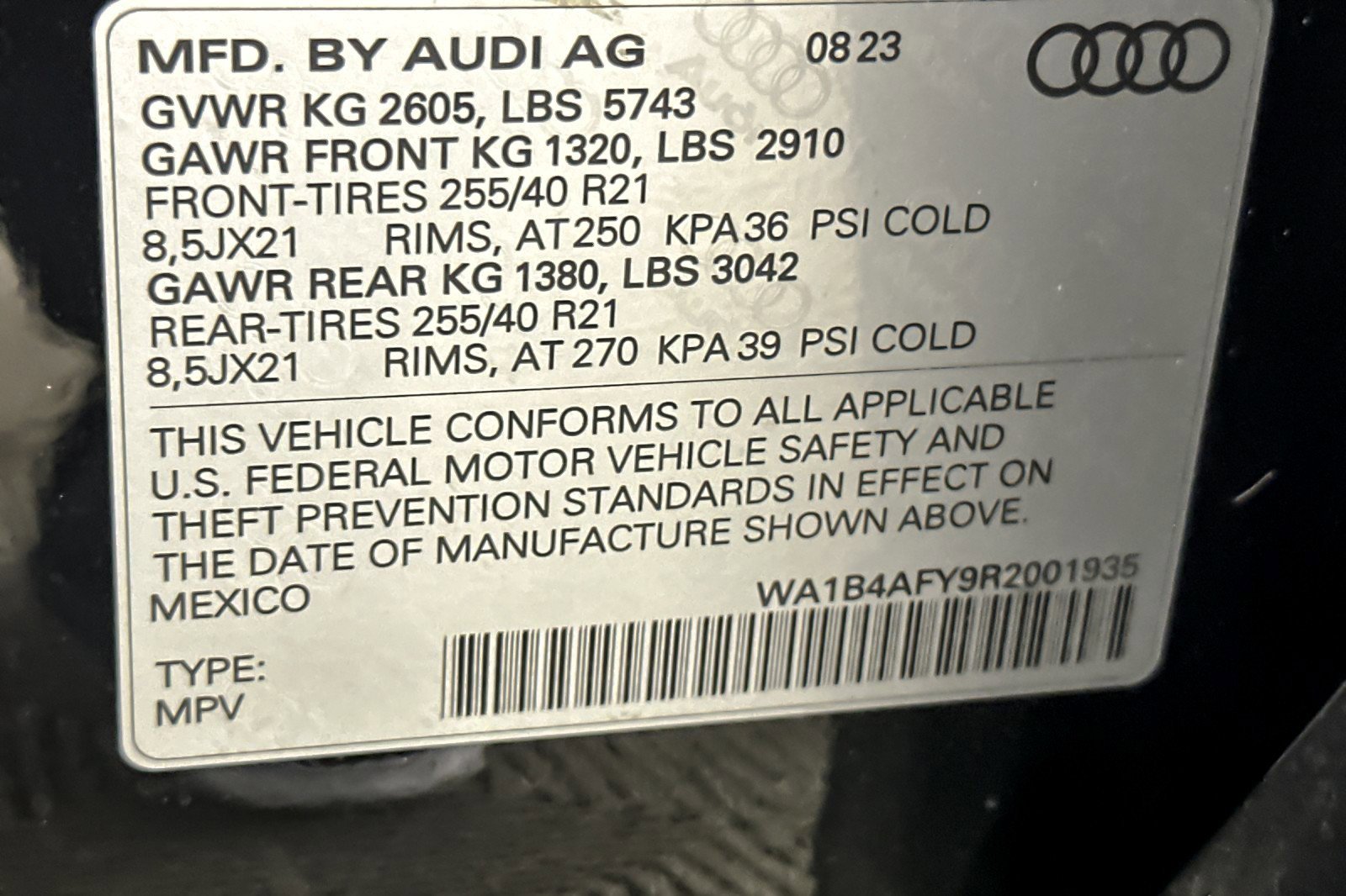 Used 2024 Audi SQ5 Premium Plus w/ Premium Plus Package image 27