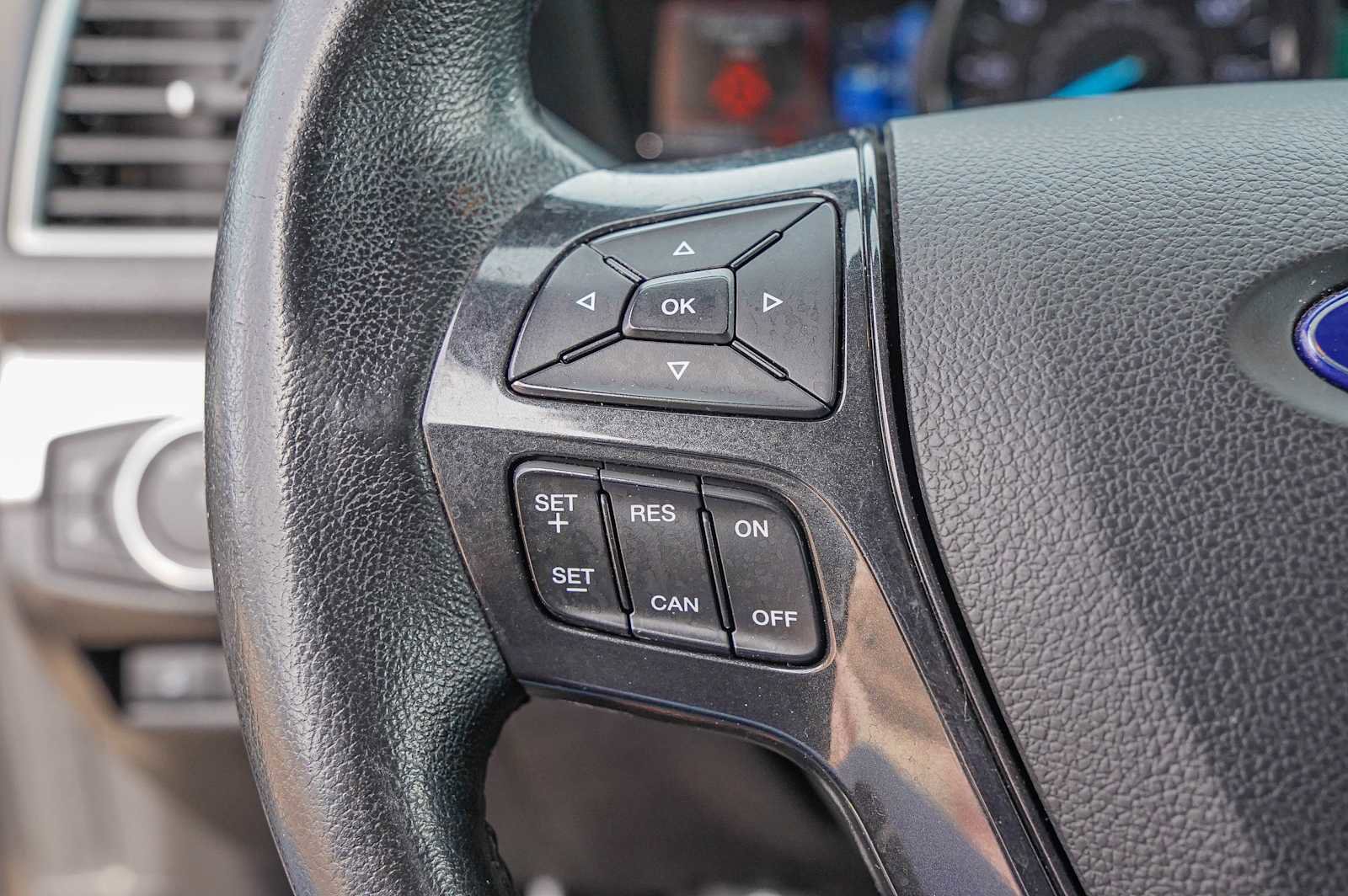 Used 2017 Ford Explorer XLT w/ Equipment Group 202A image 13