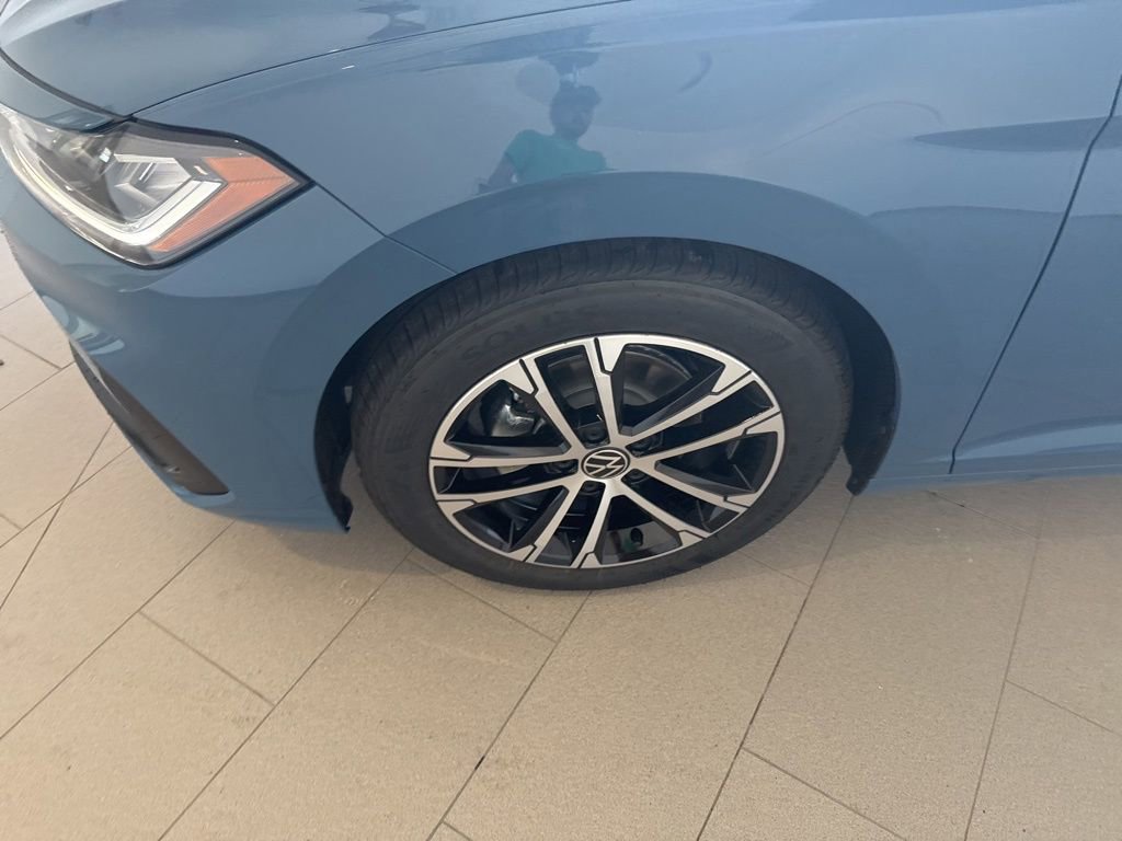 New 2025 Volkswagen Jetta Sport image 9