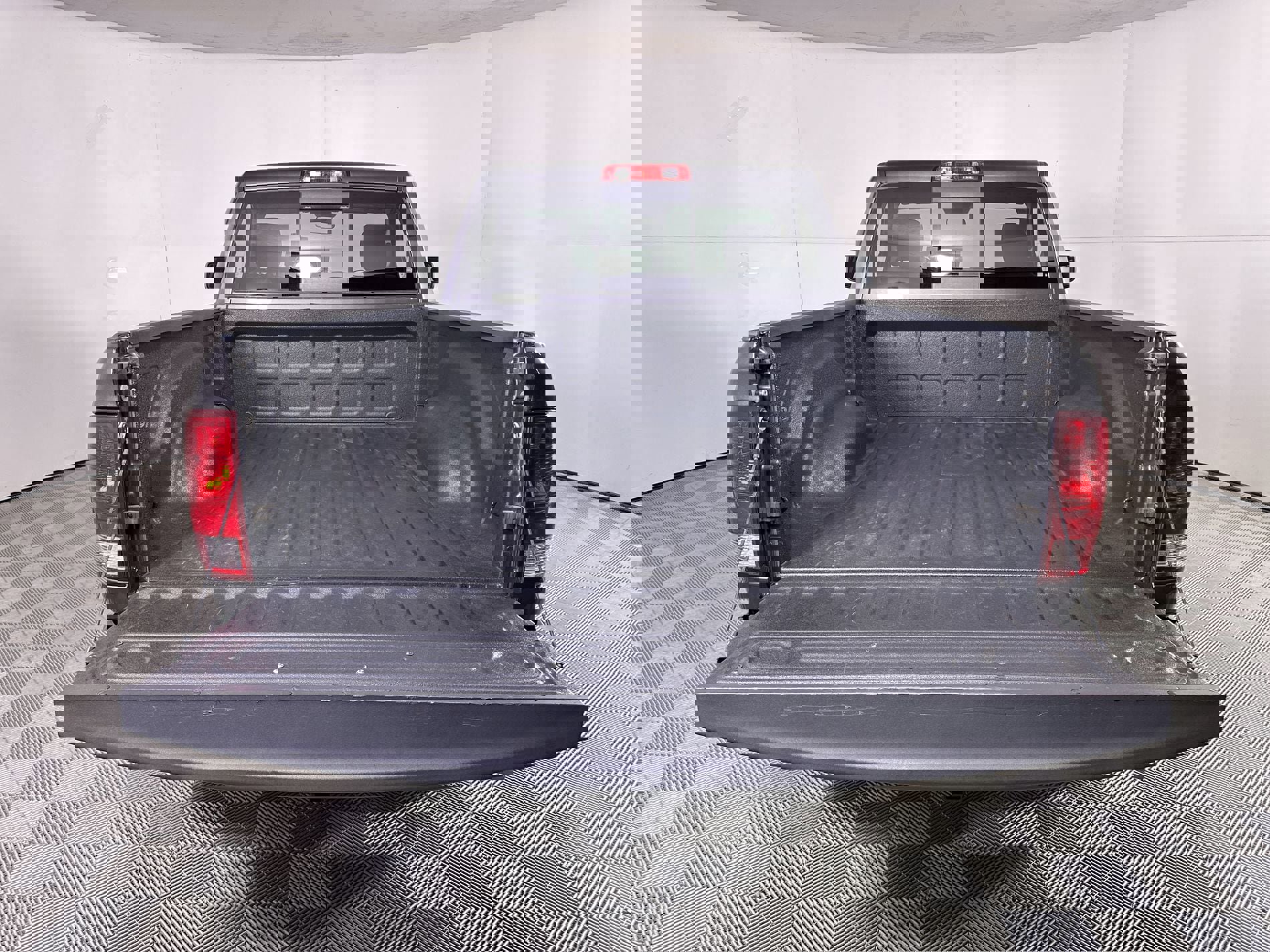 Used 2018 RAM 1500 Express image 63