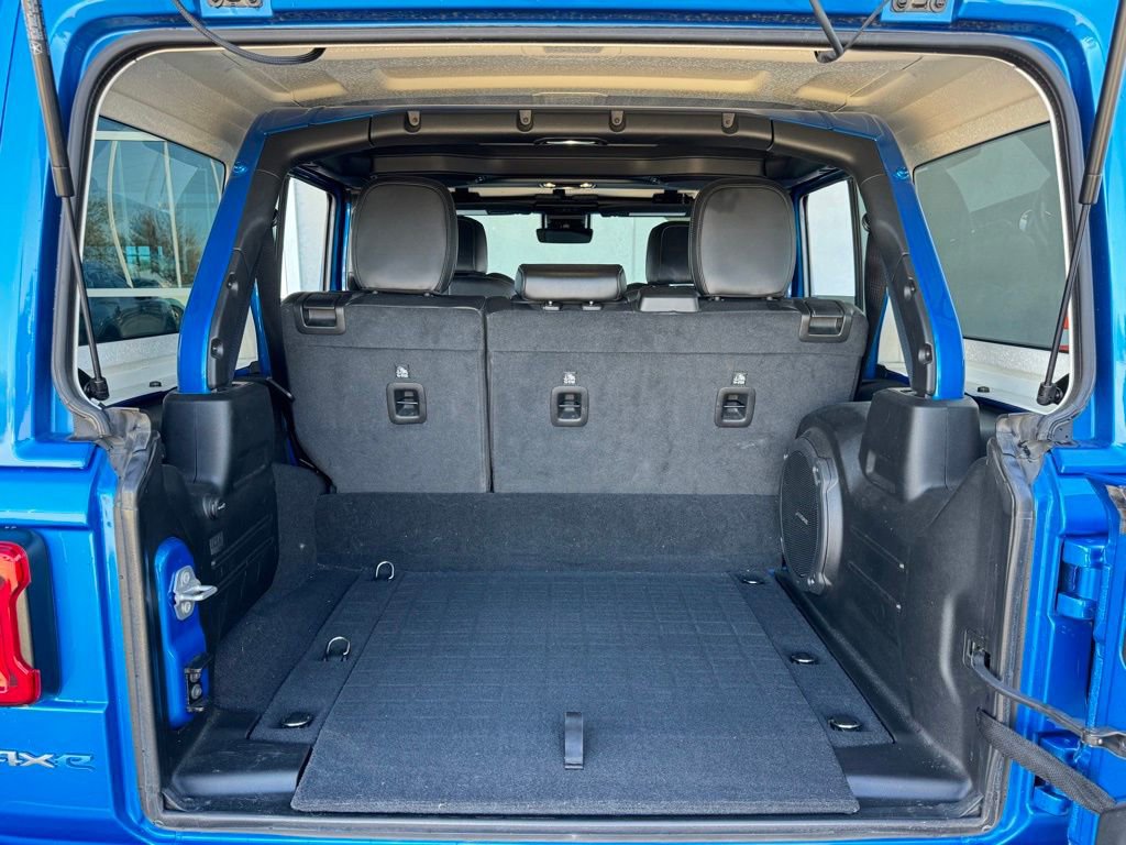 Used 2021 Jeep Wrangler Unlimited Sahara w/ Cold Weather Group image 28