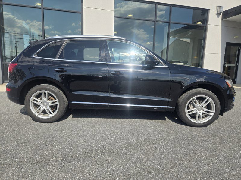 Used 2017 Audi Q5 2.0T Premium Plus w/ Technology Package image 8