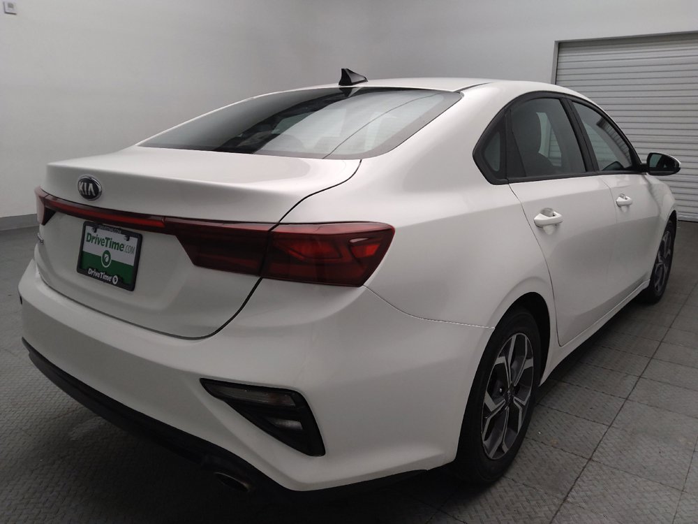 Used 2021 Kia Forte LXS FWD image 9