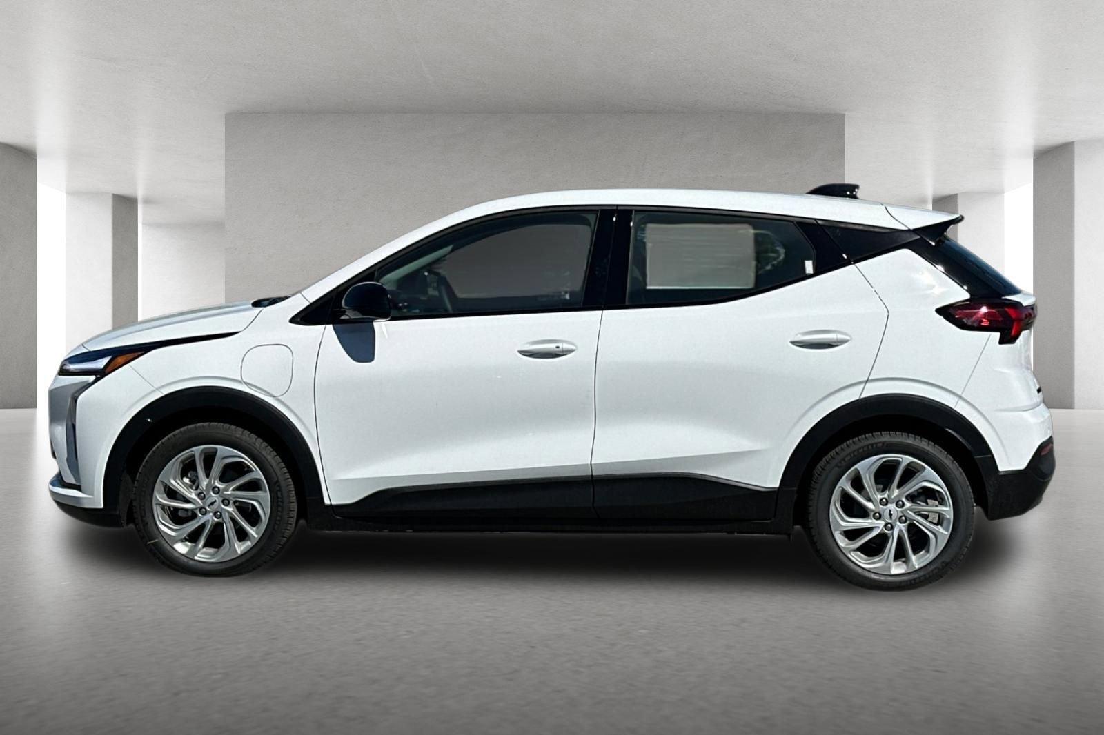 New 2027 Chevrolet Bolt LT w/ Comfort Package image 7