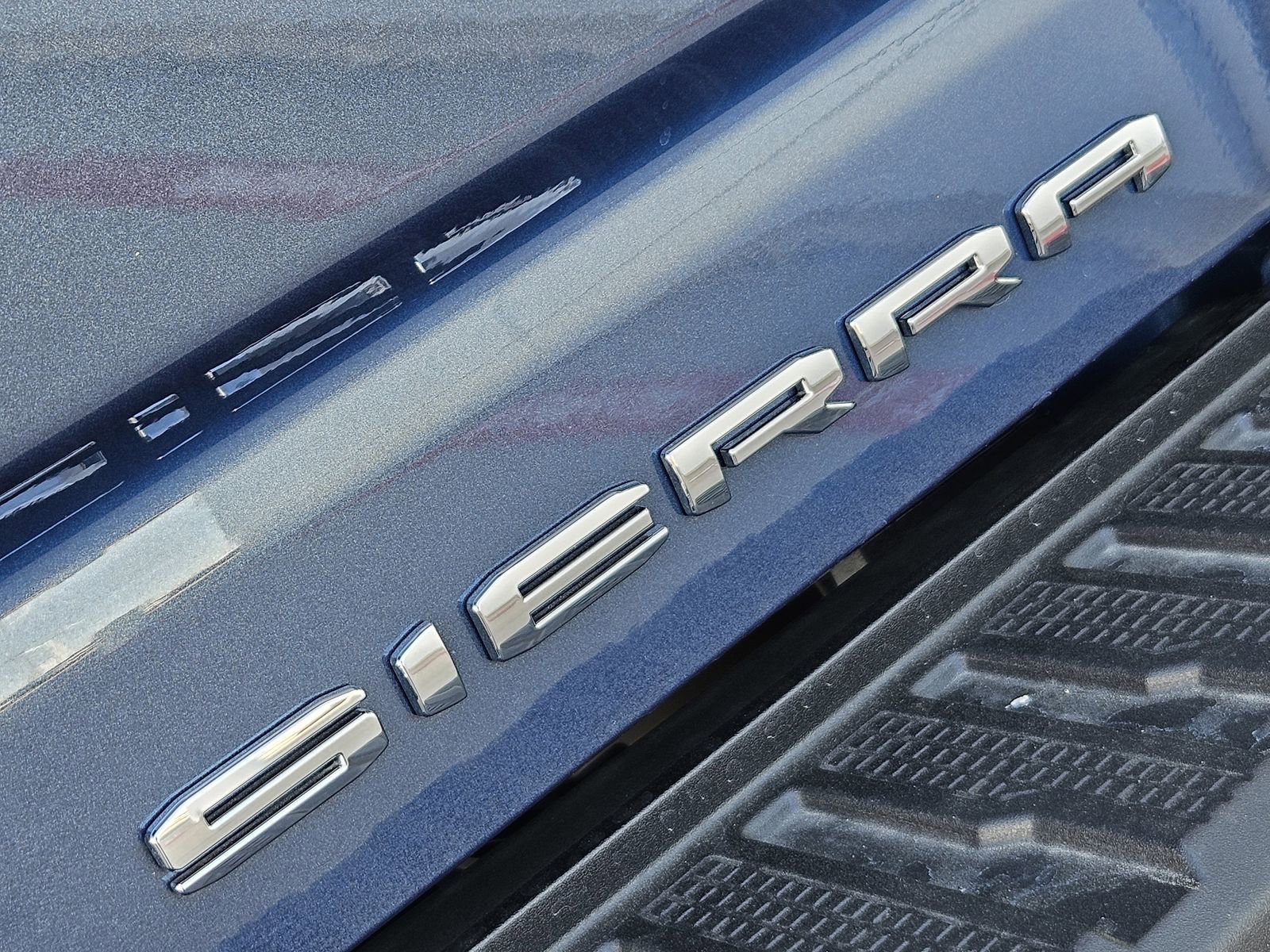 Used 2026 GMC Sierra 2500 Denali w/ Denali Reserve Package image 18