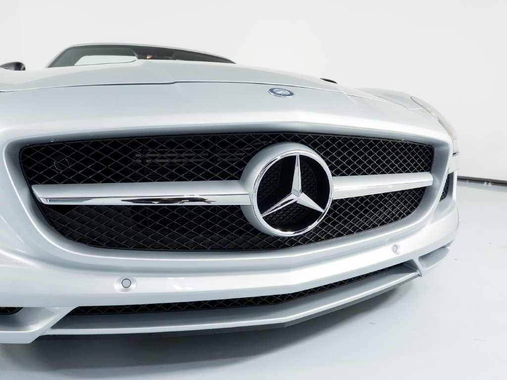 Used 2012 Mercedes-Benz SLS AMG Roadster image 48